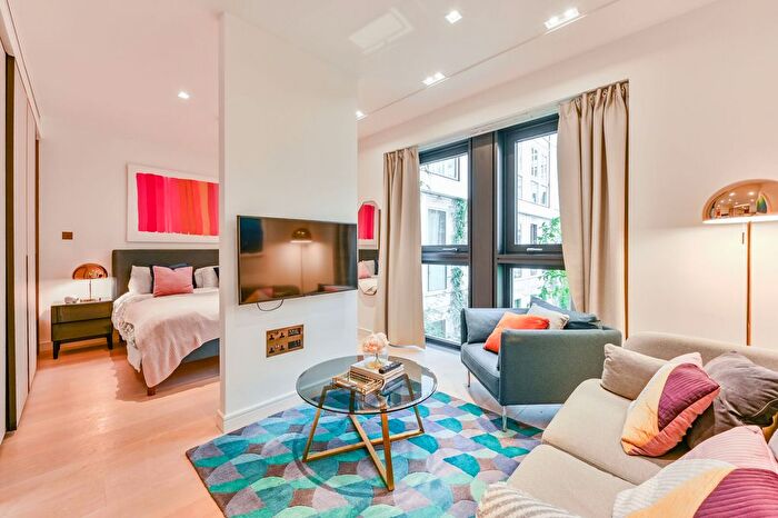 Studio For Sale In Portugal Street, Holborn, London, WC2A