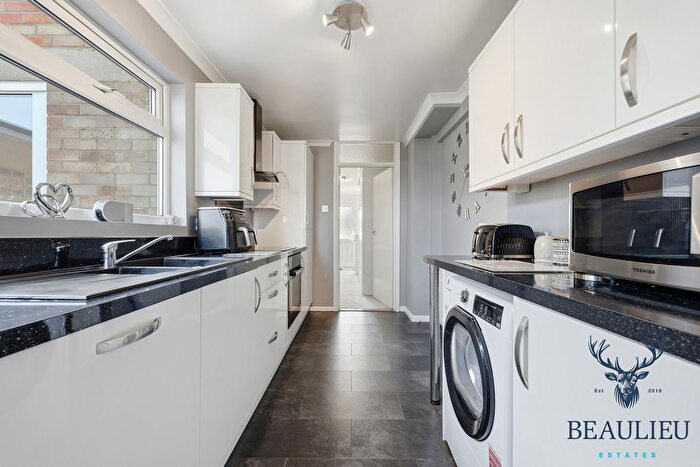 3 Bedroom Terraced House For Sale In West Lawn, Galleywood, CM2