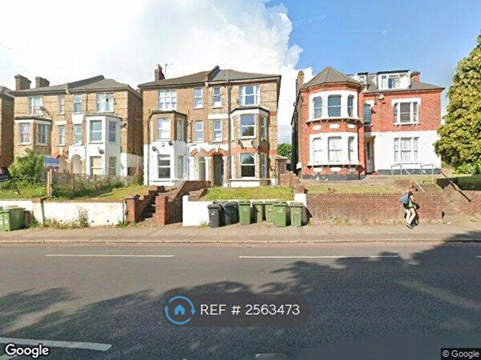 2 Bedroom Flat To Rent In Thurlow Park Road, London, SE21