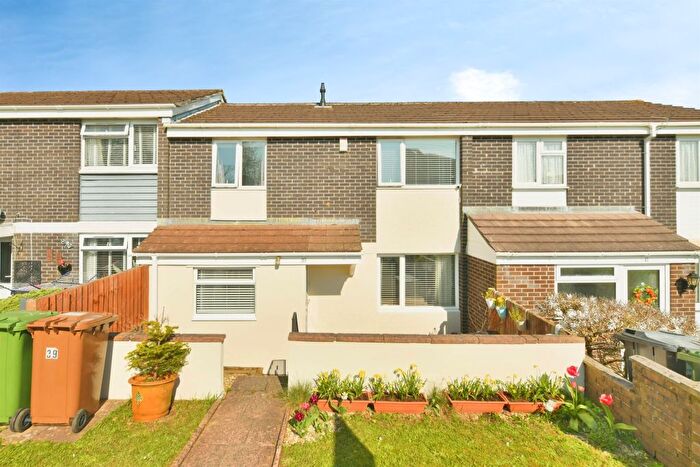 3 Bedroom Terraced House For Sale In Byron Avenue, Plymouth, PL5