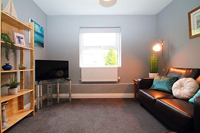 3 Bedroom Flat To Rent In Albert Court, Ashton Road, Lancaster, LA1