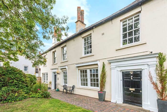 1 Bedroom Flat For Sale In Mill Street, Witney, OX28