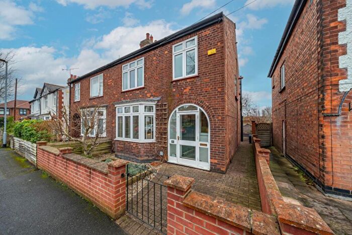 3 Bedroom Semi Detached House For Sale In Hampton Road, West Bridgford, Nottingham, NG2