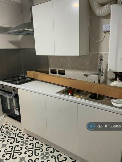 1 Bedroom Flat To Rent In Keighley Road, Bradford, BD8