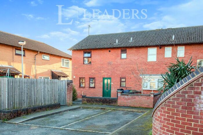 3 Bedroom End Of Terrace House To Rent In Tweedsmuir Court, Cambridge, CB4