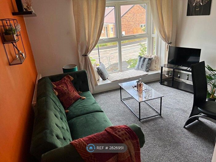 2 Bedroom Flat To Rent In Somerset Place, Newcastle Upon Tyne, NE4