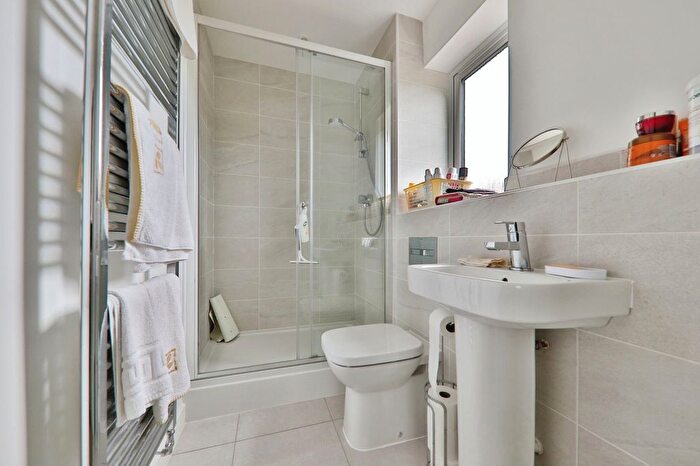 2 Bedroom Detached Bungalow For Sale In Walmsley Dene, Welton, Brough, East Riding Of Yorkshire, HU15