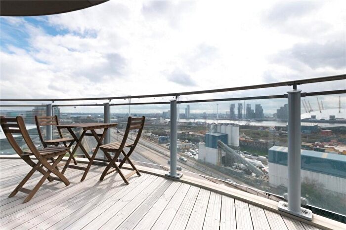 Apartment To Rent In Tidal Basin Road, London, E16