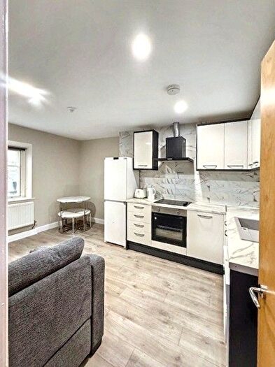 1 Bedroom Flat To Rent In Langsett Road, Sheffield, S6