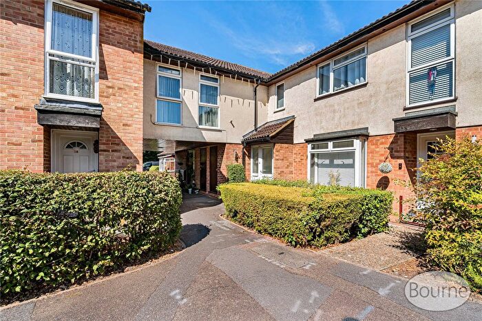 1 Bedroom Maisonette For Sale In Wellesley Close, Ash Vale, Surrey, GU12