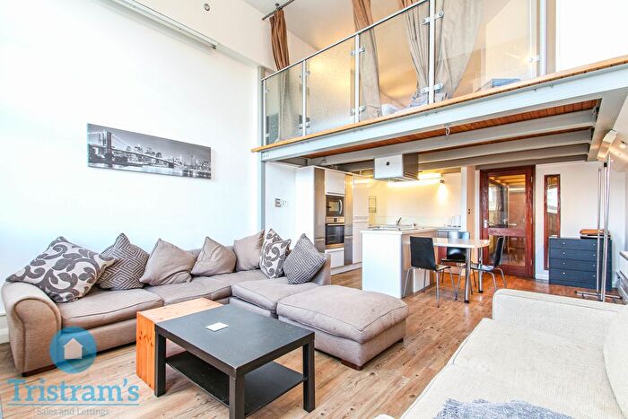 3 Bedroom Flat To Rent In Thurland Street, Nottingham, NG1