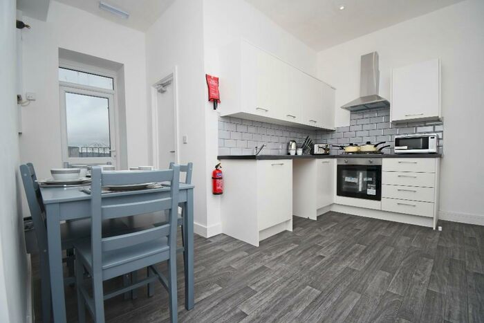 4 Bedroom Terraced House To Rent In Queensberry Road, Burnley, Lancashire, BB11