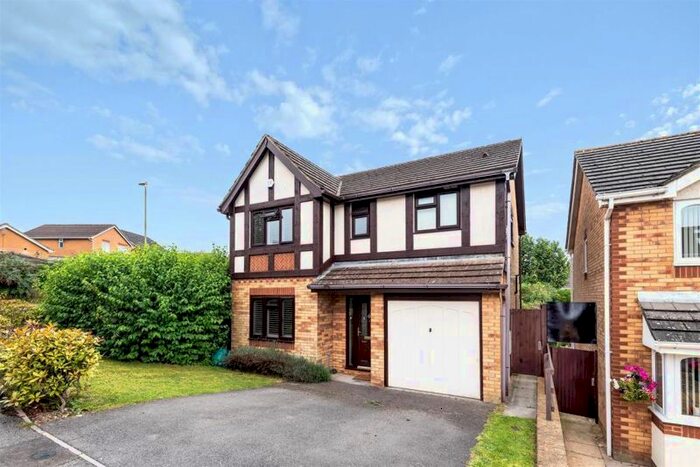 4 Bedroom Detached House To Rent In Cyprus Road, Hatch Warren, Basingstoke RG22