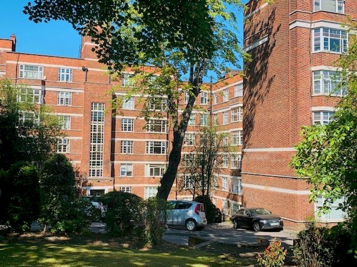 2 Bedroom Flat To Rent In Colney Hatch Lane, Muswell Hill, N10