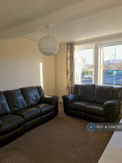 2 Bedroom Flat To Rent In Hutchison Cottages, Edinburgh, EH14