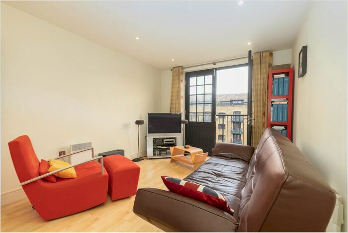 1 Bedroom Flat To Rent In Cayenne Court, London, SE1