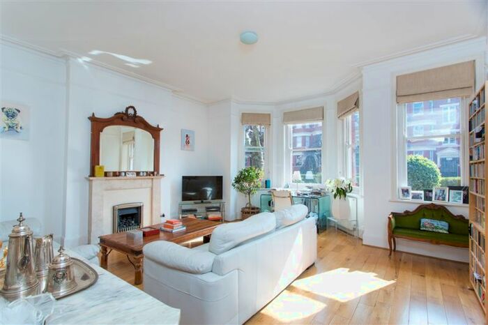 2 Bedroom Flat To Rent In Elgin Avenue, Maida Vale W9