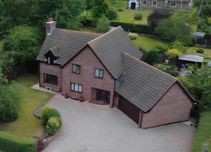 5 Bedroom Detached House For Sale In Main Road, Thornton, Horncastle, LN9