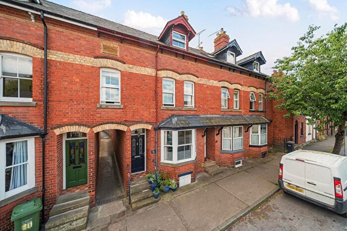 3 Bedroom Town House For Sale In Leominster, Herefordshire, HR6