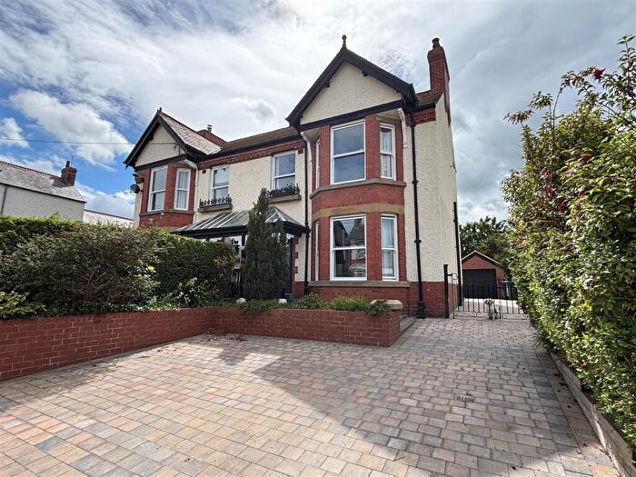 5 Bedroom Semi-Detached House For Sale In St. George Road, Abergele, LL22
