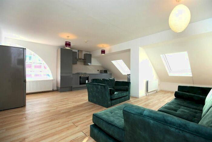 5 Bedroom Flat To Rent In Leazes Park Road, Newcastle Upon Tyne NE1