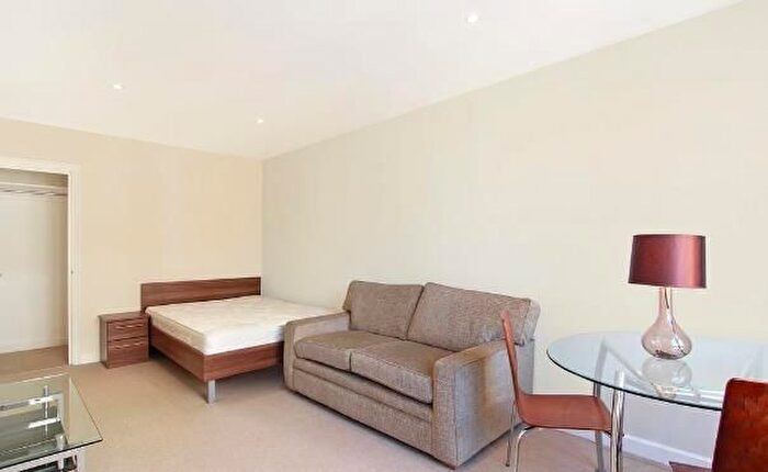 Property To Rent In Hill Street, London, W1J