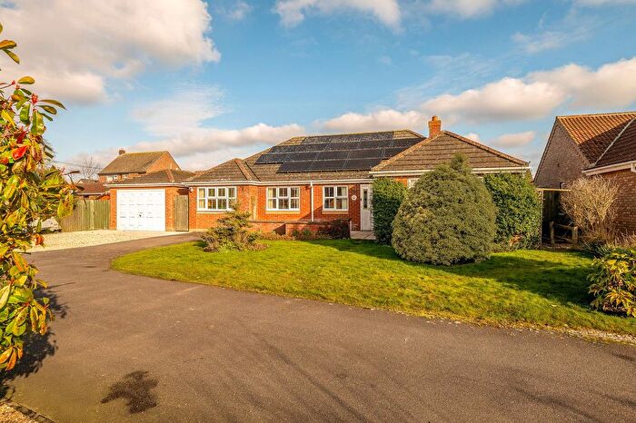 4 Bedroom Bungalow For Sale In Finch Way, Wragby, Market Rasen, LN8