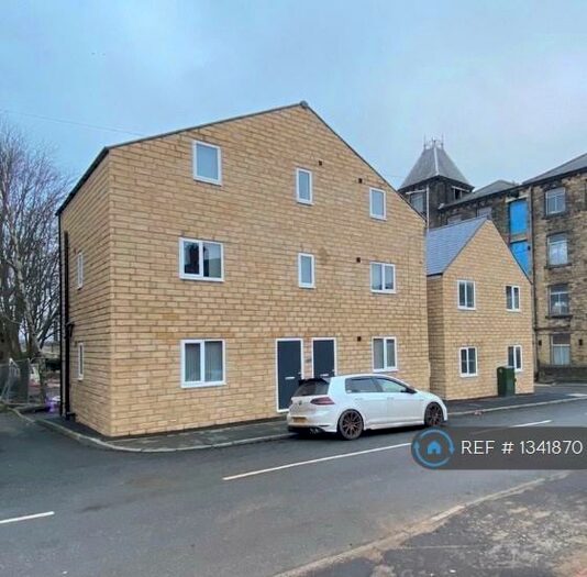 2 Bedroom Flat To Rent In Frances Street, Elland, HX5
