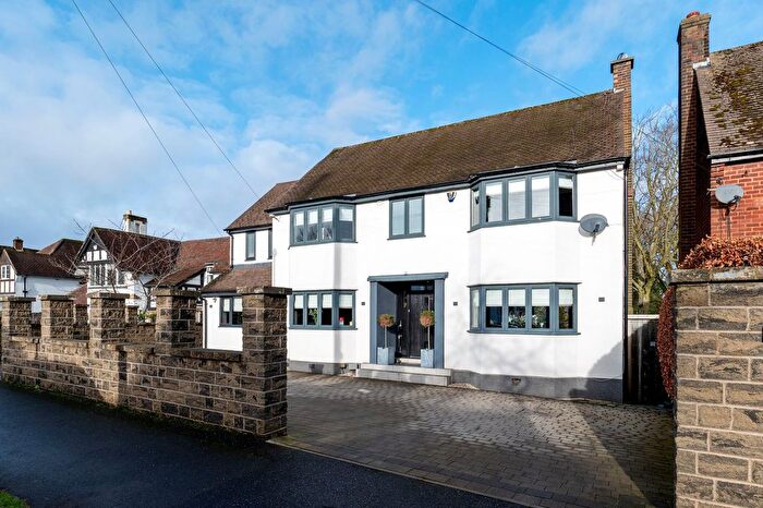 4 Bedroom Detached House To Rent In Kenwell Drive, Sheffield, S17