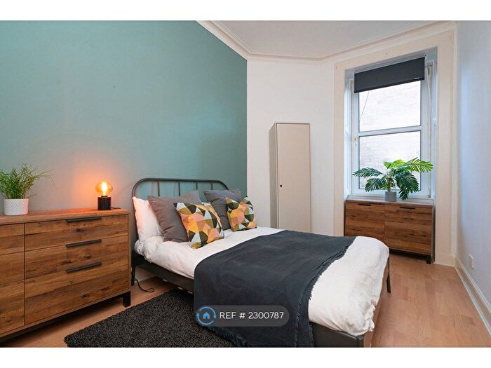 2 Bedroom Flat To Rent In Easter Road, Edinburgh, EH7