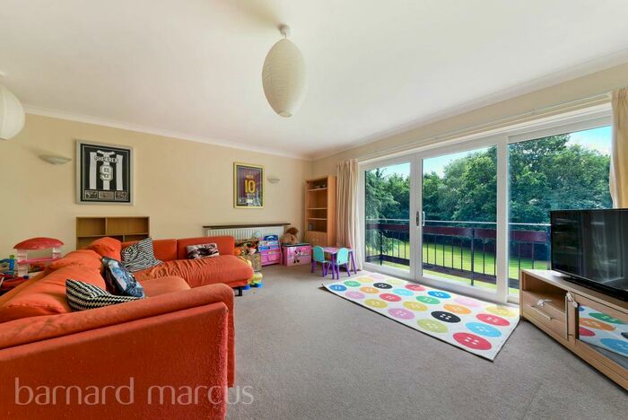 2 Bedroom Flat To Rent In Herne Road, Surbiton, KT6