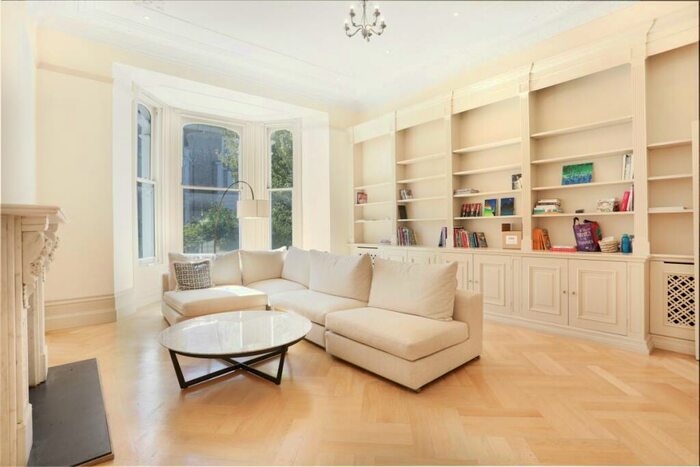6 Bedroom Maisonette To Rent In Redcliffe Gardens, Chelsea, SW10