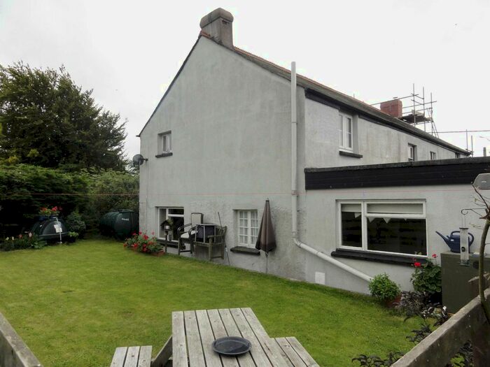 2 Bedroom Semi-Detached House To Rent In Honnacotts Farm, North Road, Bradworthy, EX22