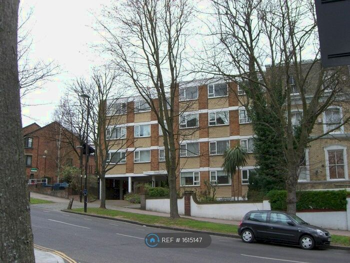 3 Bedroom Flat To Rent In Crouch Hill, London, N4