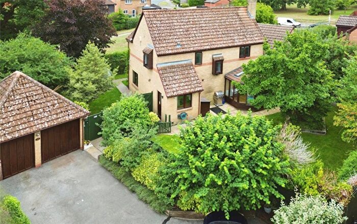 4 Bedroom Detached House For Sale In Harrison Close, Twyford, Reading, Berkshire, RG10