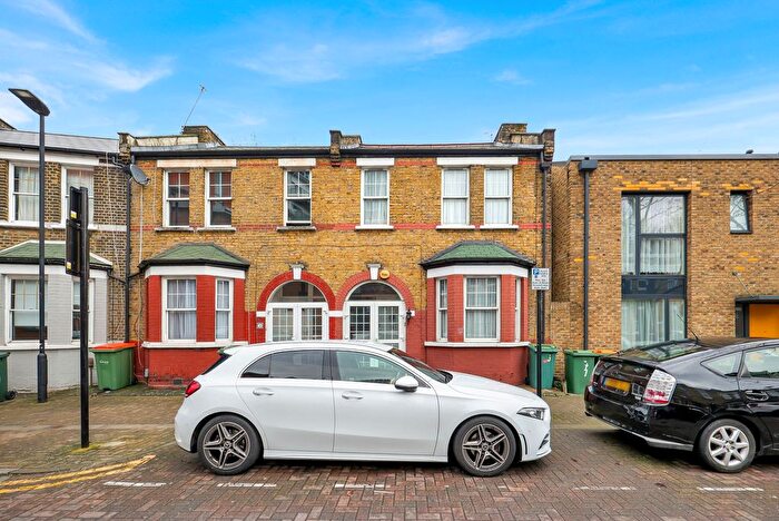 3 Bedroom Terraced House For Sale In Wise Road, Stratford, E15