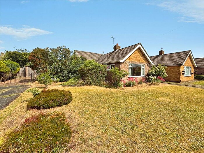 3 Bedroom Bungalow For Sale In The Crescent, Bracebridge Heath, Lincoln, Lincolnshire, LN4