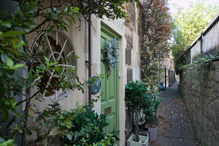 2 Bedroom Town House For Sale In Nicholls Place, Bath, BA1