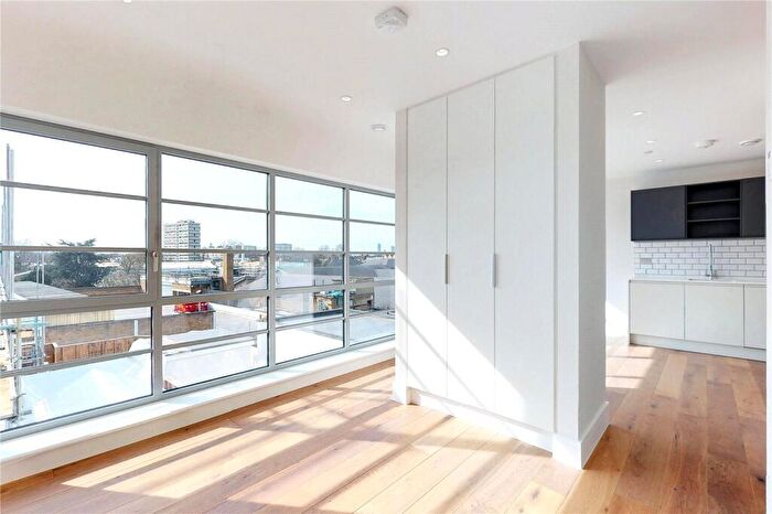 Flat To Rent In The Catcher Building, London, SE15