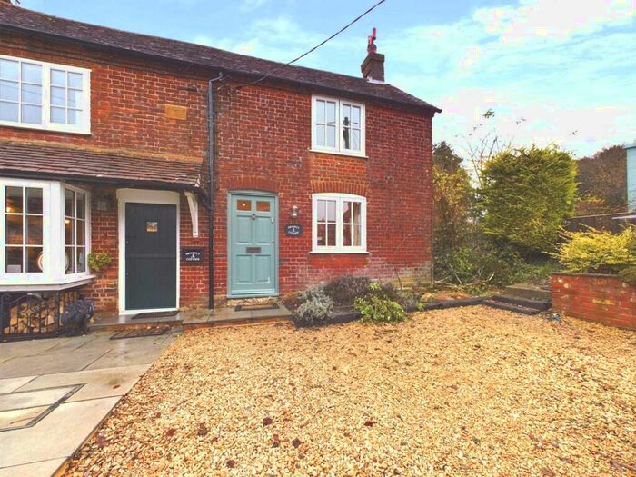 2 Bedroom Semi-Detached House To Rent In Loosley Row, Princes Risborough, HP27