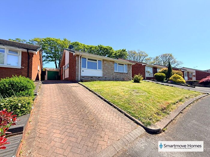 3 Bedroom Detached Bungalow For Sale In Launceston Road, Walsall, WS5