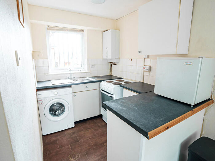 1 Bedroom Flat To Rent In Belle Vue Court #, LS3
