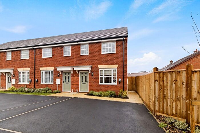 3 Bedroom End Terrace House For Sale In Grange Avenue, Ledbury, HR8