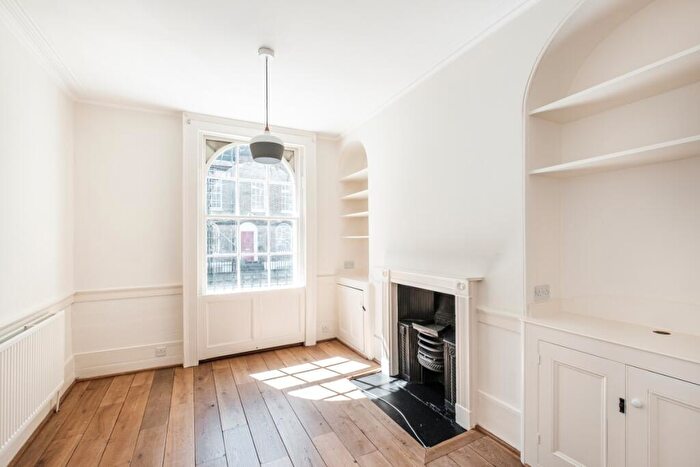 2 Bedroom Terraced House To Rent In Brooksby Street London, N1