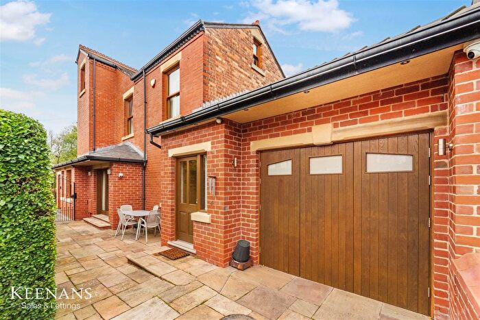 3 Bedroom Semi-detached House For Sale In Rudyard Road, Salford, M6