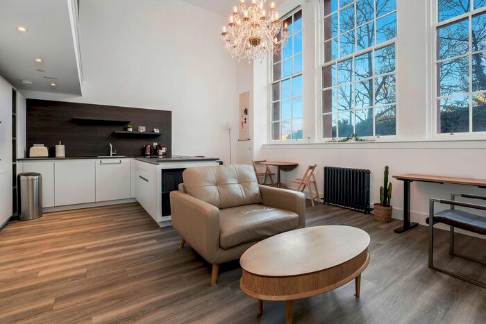 2 Bedroom Flat To Rent In Viewforth, Bruntsfield, Edinburgh, EH10