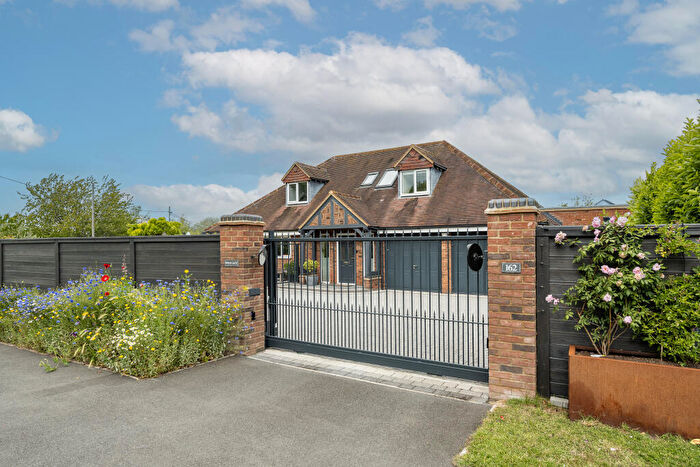 4 Bedroom Detached House For Sale In Aylesbury Road, Wendover, HP22