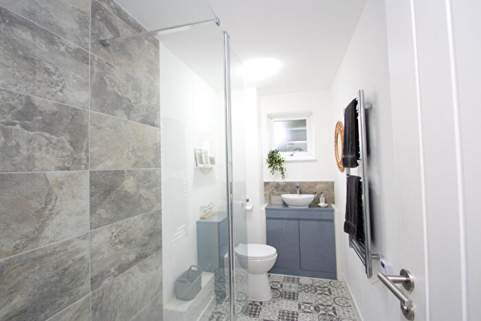2 Bedroom Apartment To Rent In Havelock Road, Southampton, SO31