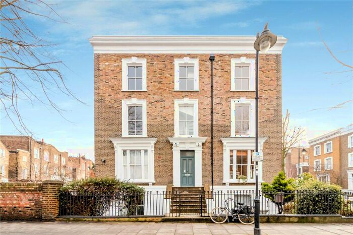 2 Bedroom Apartment To Rent In Oakley Road, London, N1