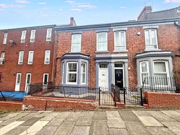 4 Bedroom Terraced House For Sale In Warrington Road, Newcastle Upon Tyne, NE4